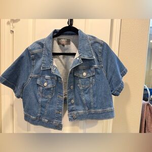 torrid Medium Blue Short Sleeve Cropped Denim Jacket